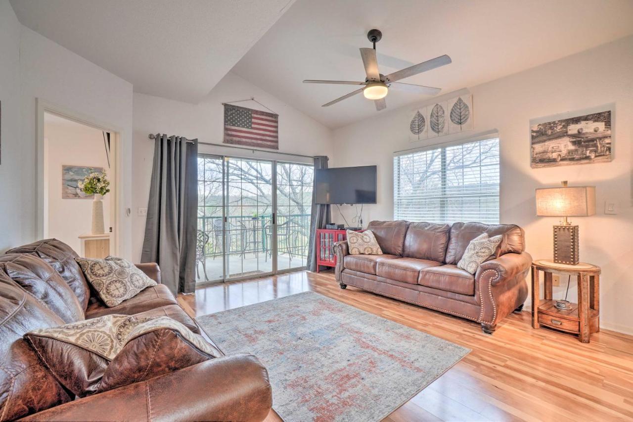 Serene Branson Penthouse With Resort Access And Views! Exterior photo