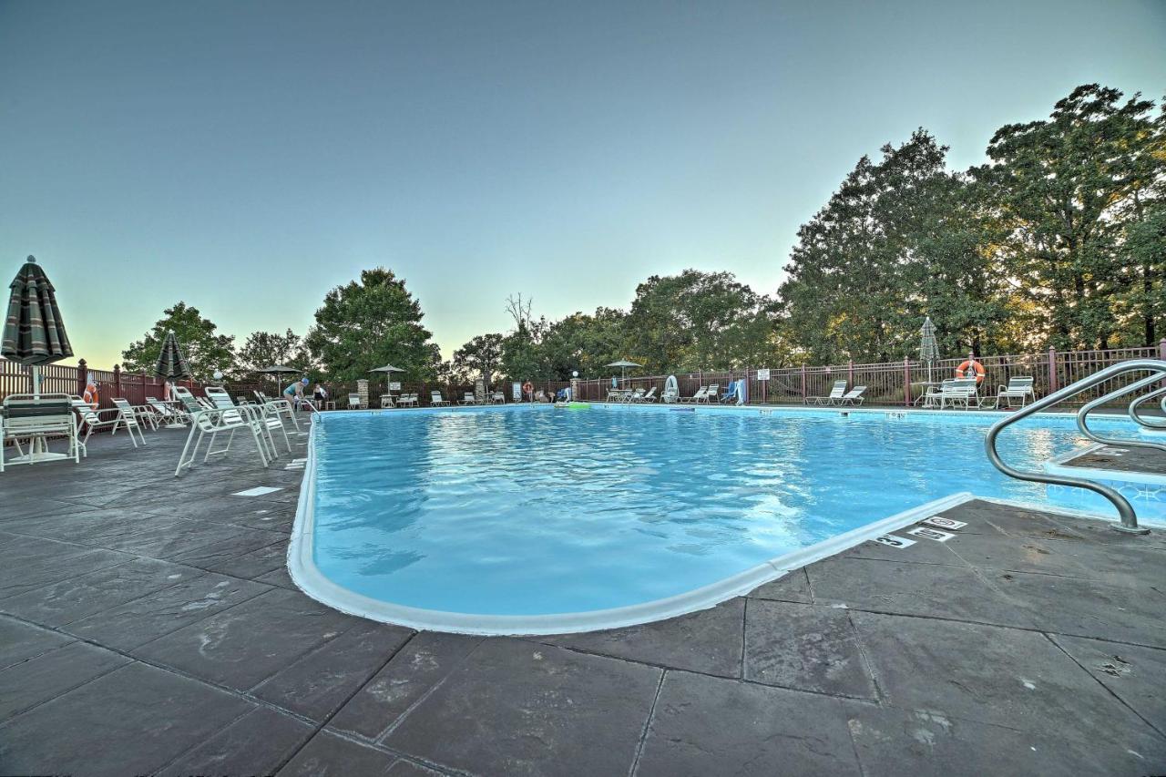 Serene Branson Penthouse With Resort Access And Views! Exterior photo